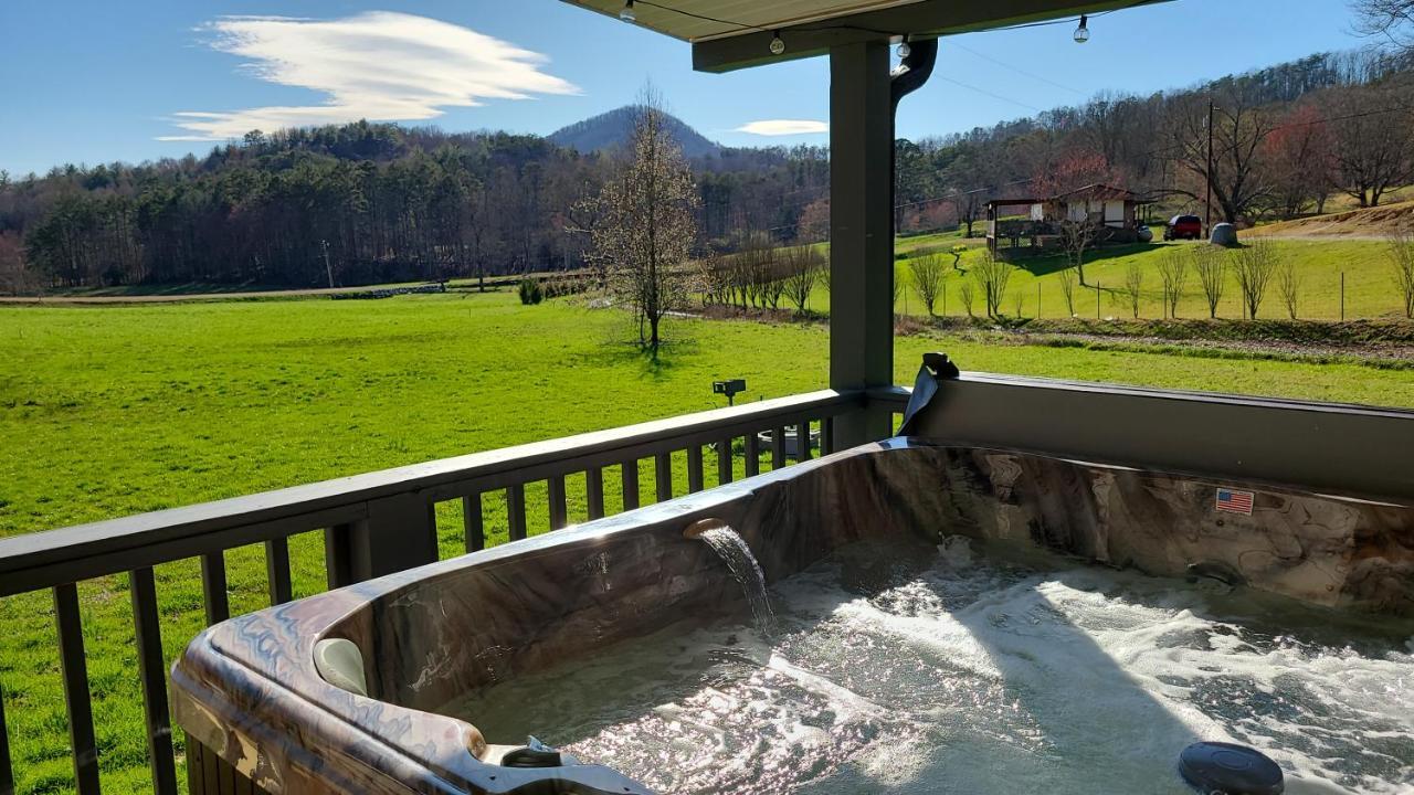 Cozy Cottage With Full View Of The Mountains! Blue Ridge Bagian luar foto